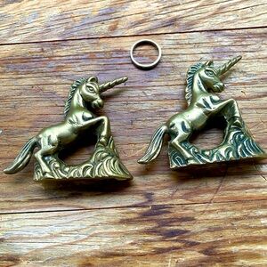 💥 Clearance Sale! Brass mythical unicorn statue ring holders